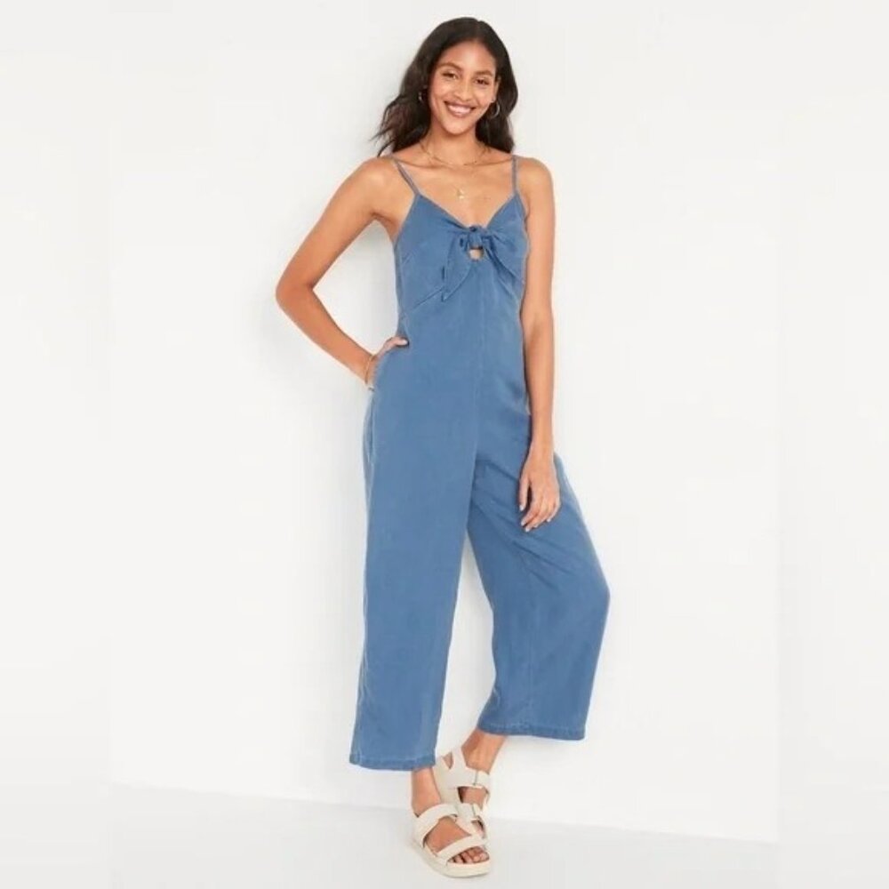 Old Navy Size XS Sleeveless Tie-Front Tencel Lyocell Chambray Jumpsuit